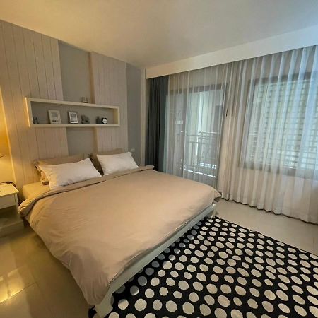 The Room Sansabai Patong Exterior photo