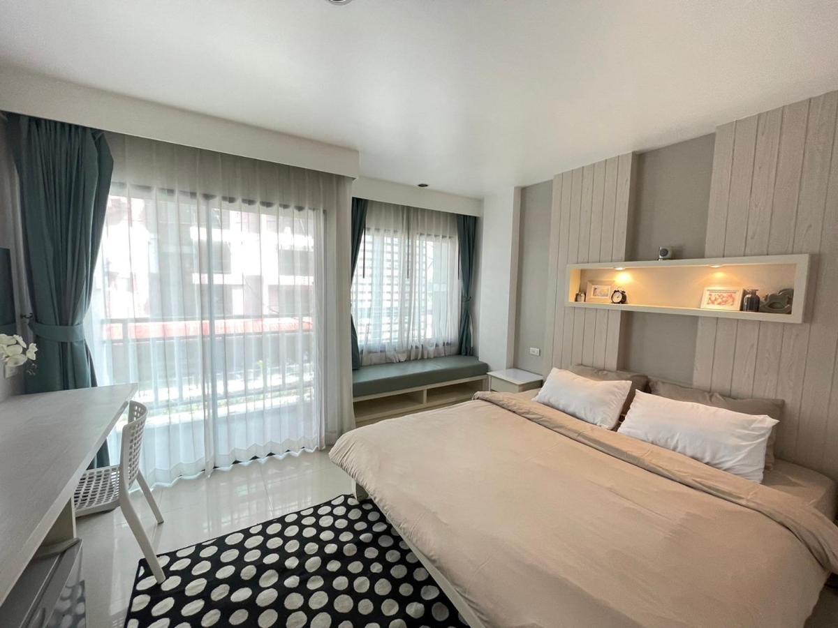 The Room Sansabai Patong Exterior photo