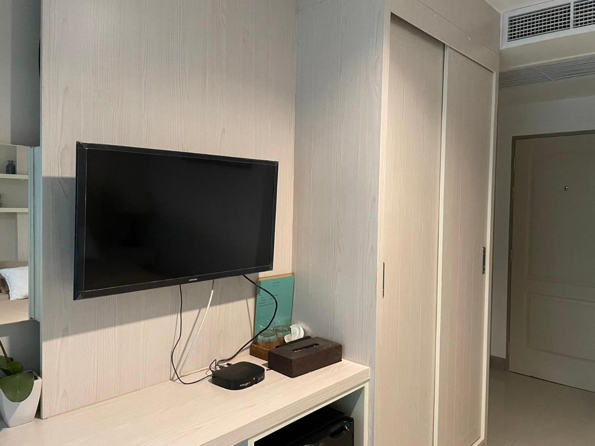 The Room Sansabai Patong Exterior photo